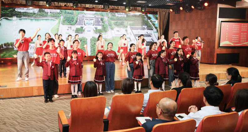 布隆迪大学举办 “国际青年艺术节” 六国学子共绘文化交融画卷
